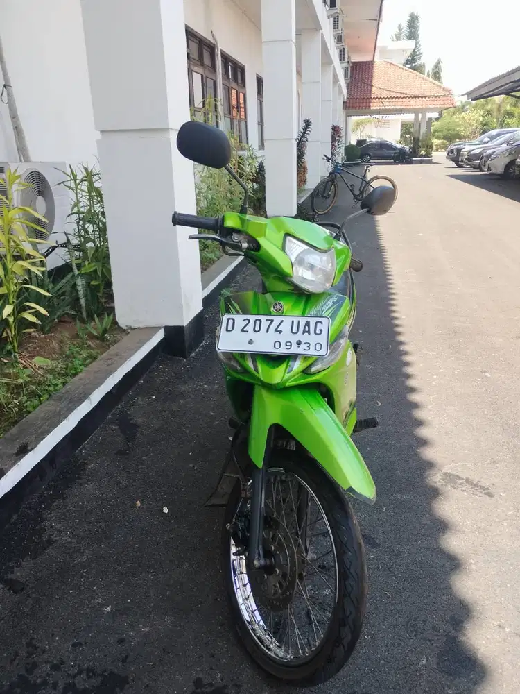 *Dijual Yamaha Vega ZR Komplit Plat D