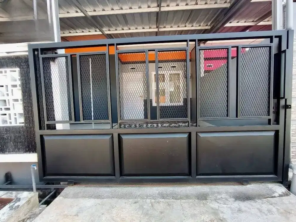 Pintu pagar expanded kombinasi plat