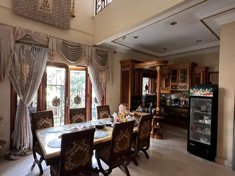 Jual Rumah area Pegangsaan LT 650m2 Menteng Jakpus