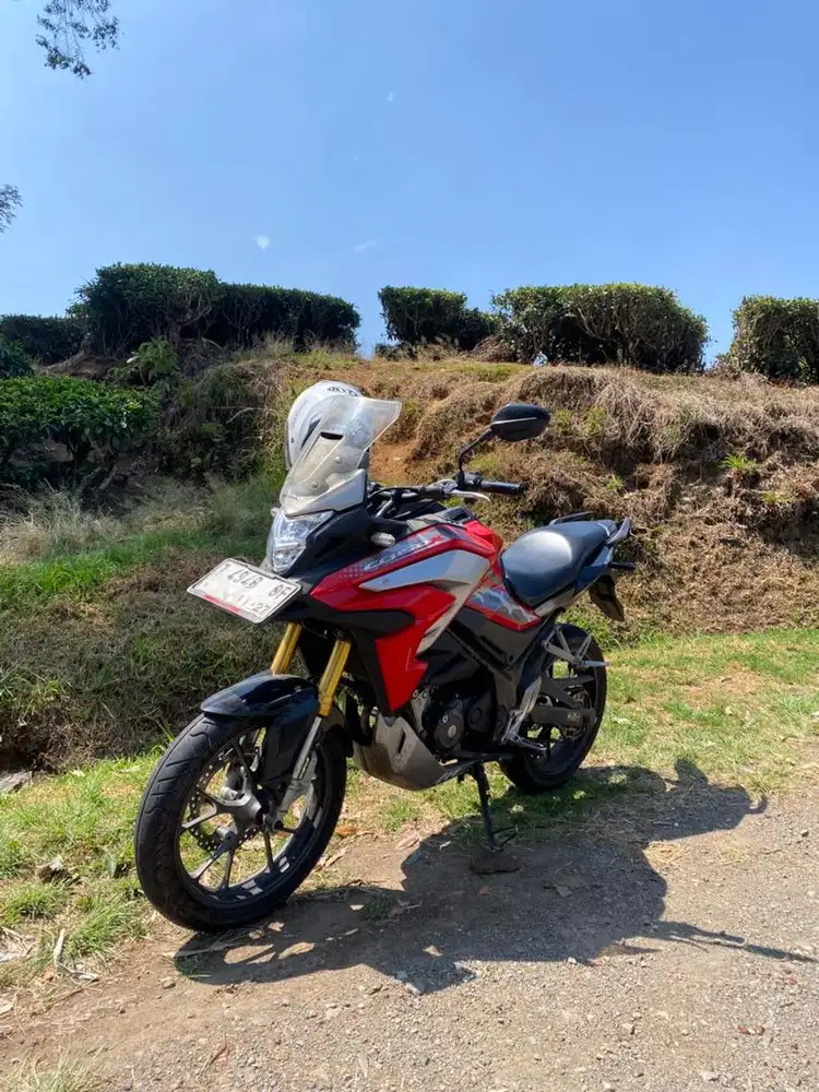 Honda CB150X 2022 kumplit