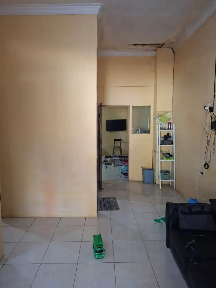 Rumah disewakan 1 lantai atau 2 lantai perumahan pondok safari indah