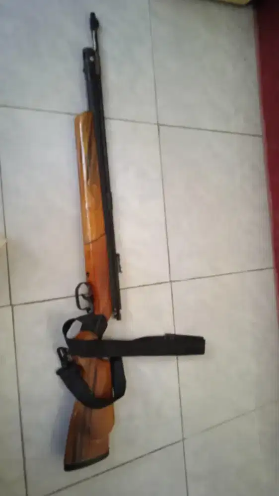 Untuk mengeker burung