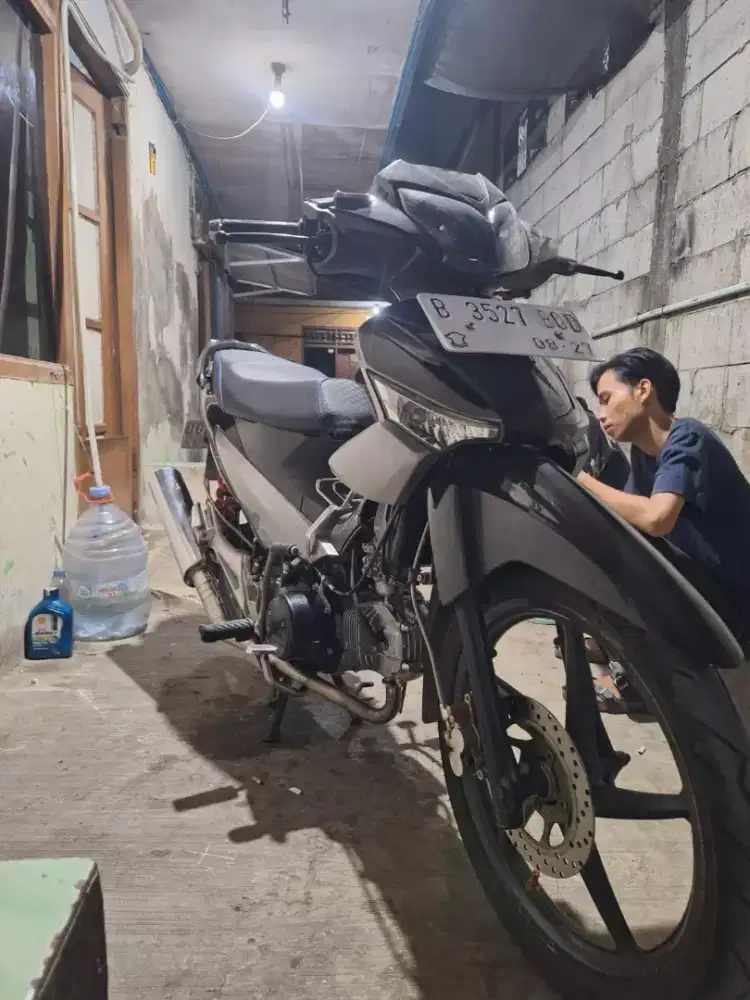 Supra x 125 Batman