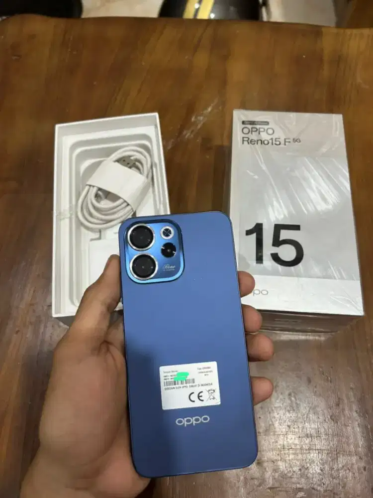 Oppo Reno 15f 5G RAM 8+8/256