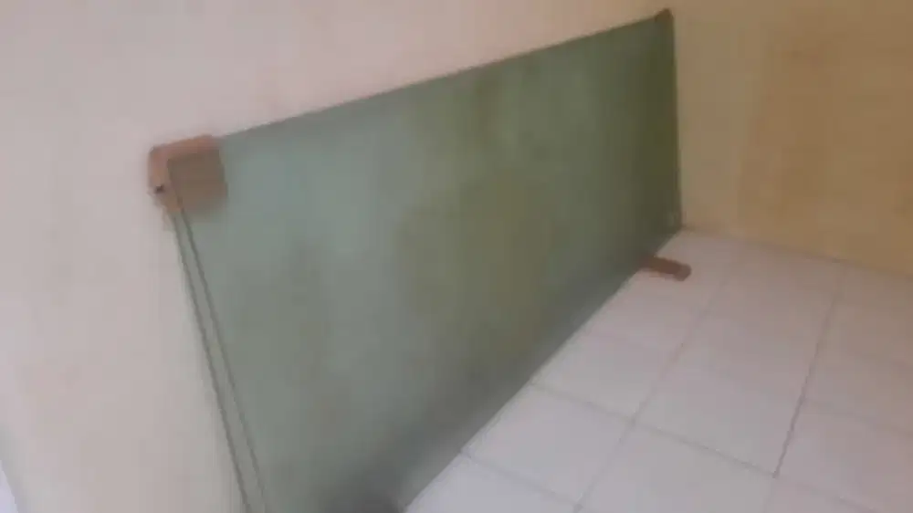 Kaca partisi  256 cm x 96 cm x 12 mm x 2 pcs