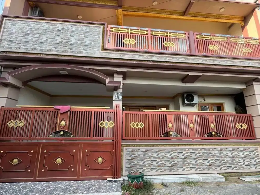 Rumah Megah 2 Lantai di Pondok Sejati Indah Tengah Kota Pasuruan