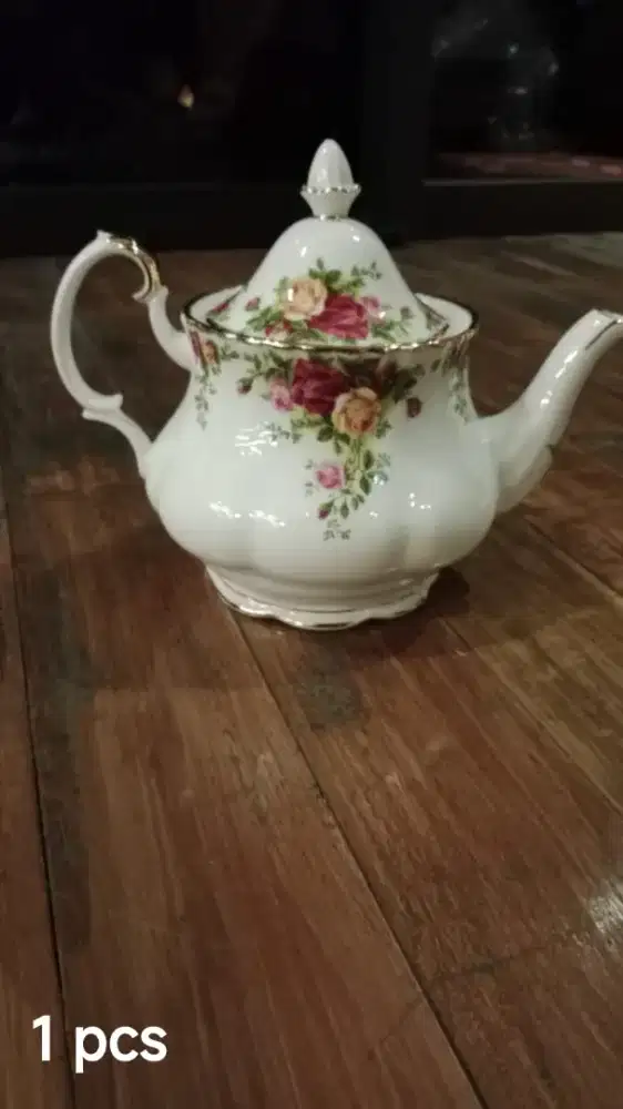 Royal Albert Old Country Roses Set Tea Pot Medium Jug Creamer Sugar