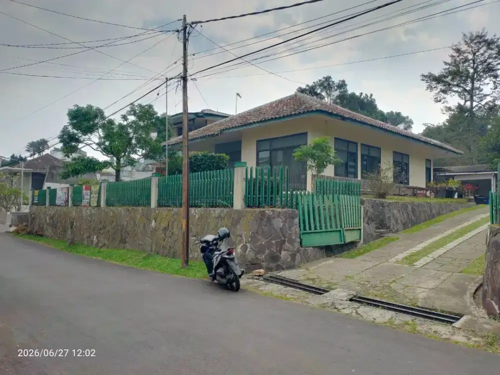 Rumah Siap Huni dalam komplek Budisari lokasi Strategis Kota Bandung