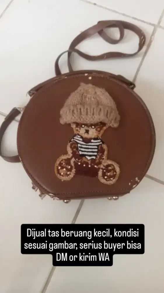 Tas selempang beruang coklat