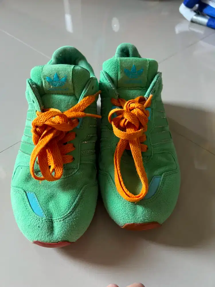 Sepatu adidas asli original 100% uk 36-37