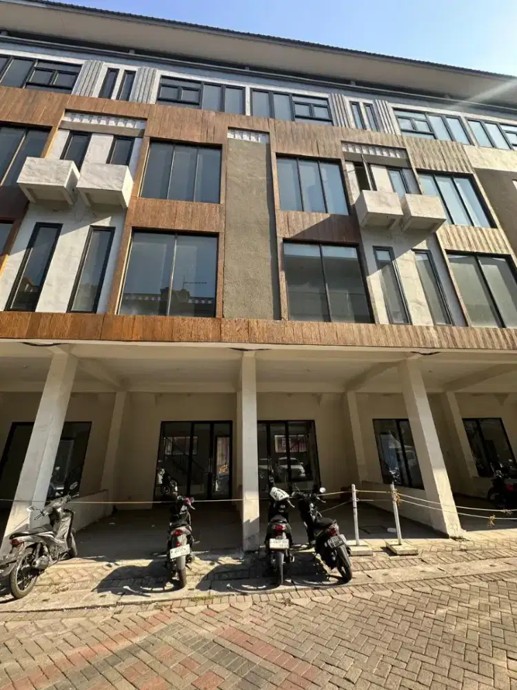 DIJUAL RUKO 1M AN DI RUNGKUT MAKMUR SQUARE DEKAT TRANSMART SIAP HUNI