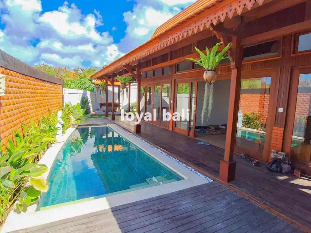 VILLA, TRANQUIL JOGLO VILLA WITH PRIVATE POOL IN BENOA, BALI