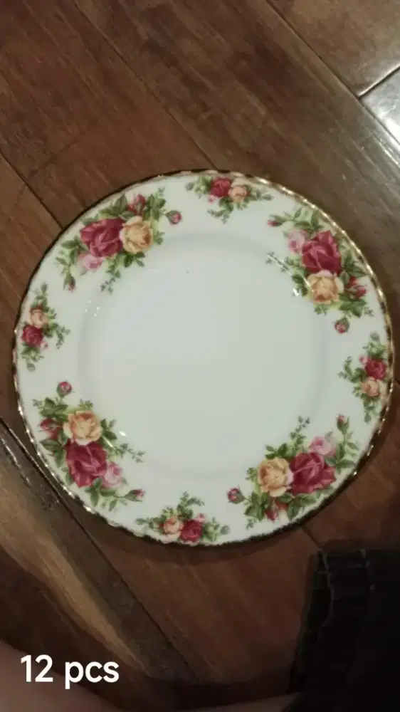Royal Albert Plate 27 Piring Makan Bunga