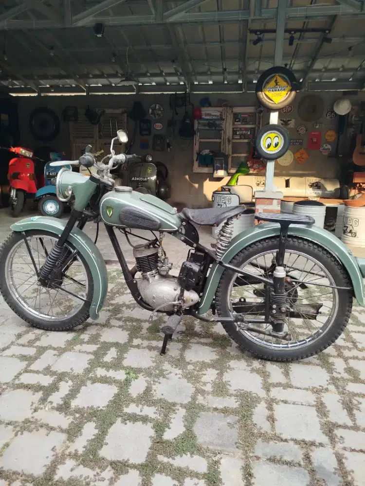 DKW IFA RT 125 BUKAN HARLEY HUMMER,DKW UNION, VILLIER,DKW HUMMEL