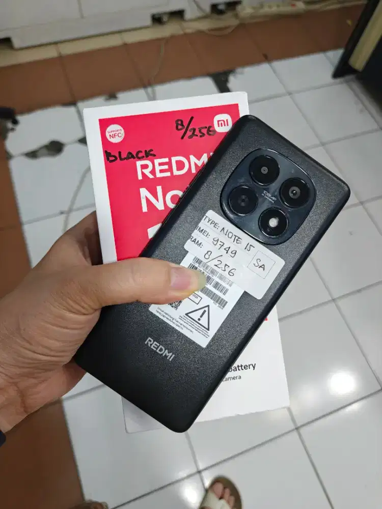 Redmi note 15 8/256 hitam
