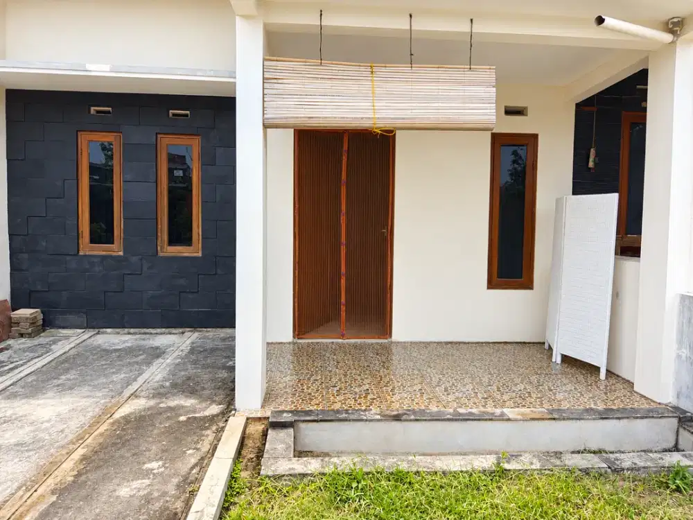 Rumah 1M-An di Limo Indah Residence Siap Huni Dekat Tol