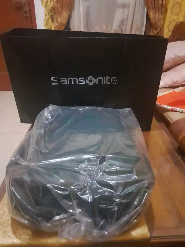 Tas samsonite new