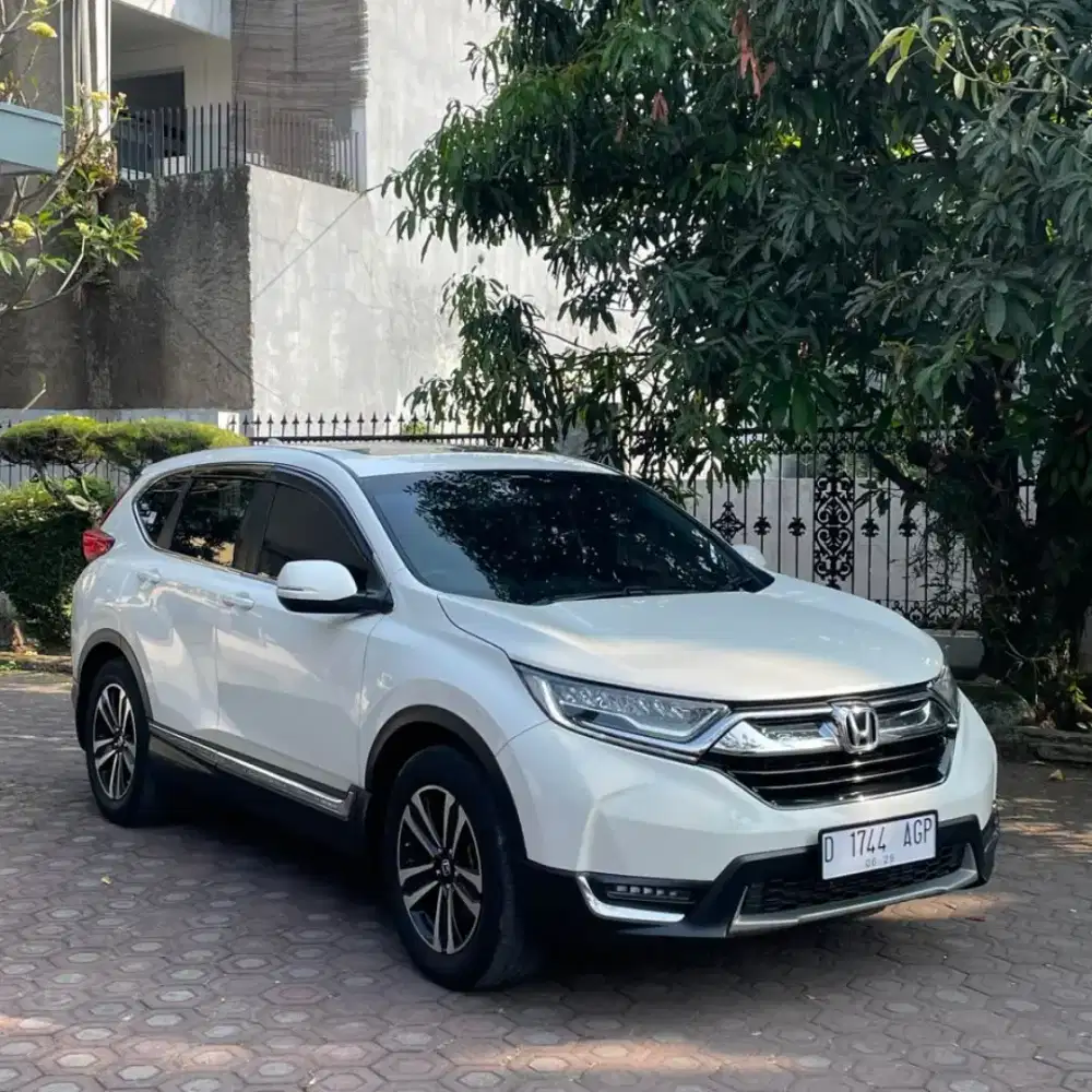 Honda CR-V 1.5 Turbo 2018
KM 70 rb
Pajak STNK bulan 6 panjang