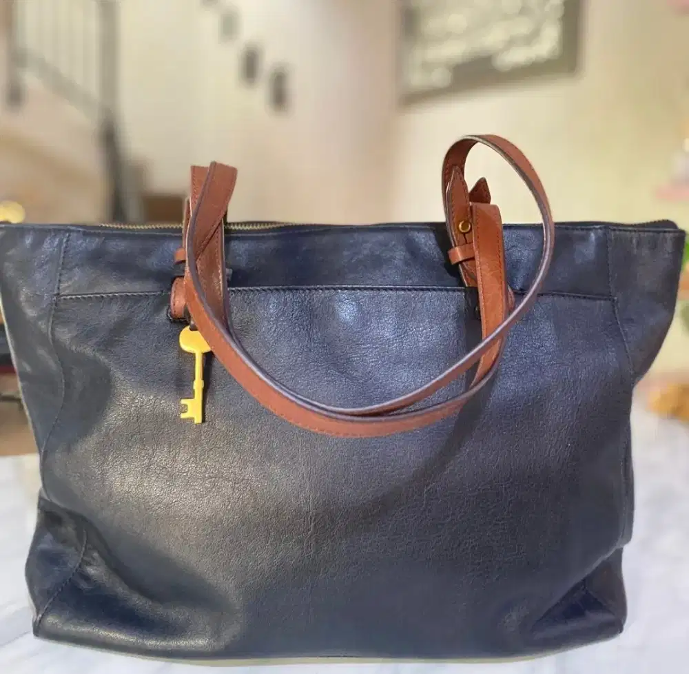 Preloved Fossil tote bag