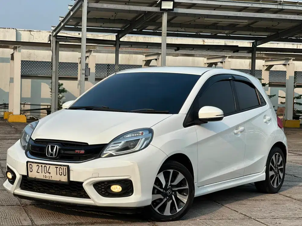 Honda Brio Rs at Putih tangan pertama 2017