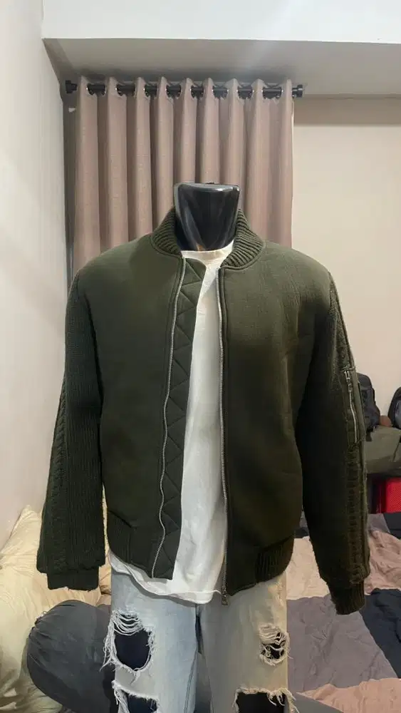 Jaket Zip Meteor