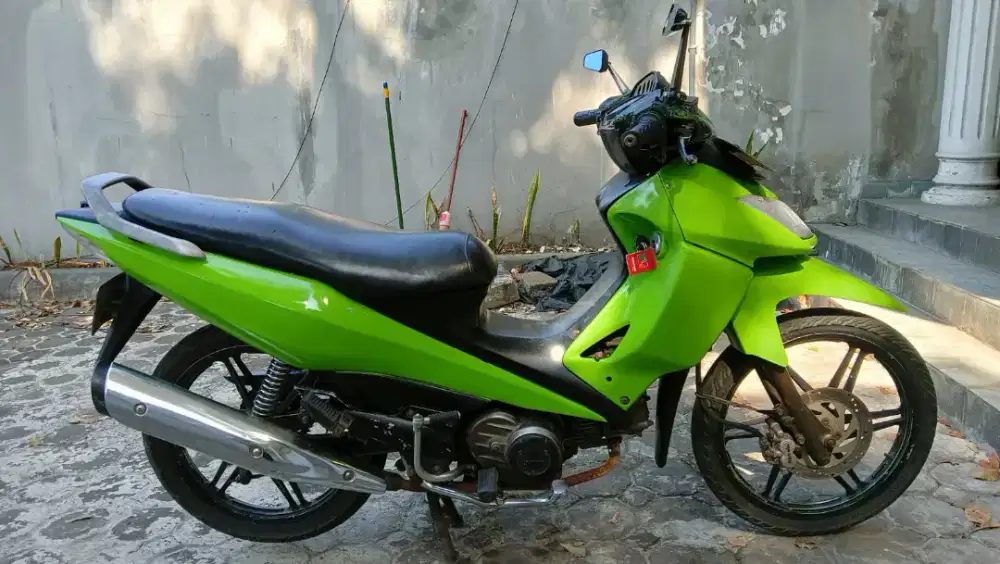 Kawasaki zx 130