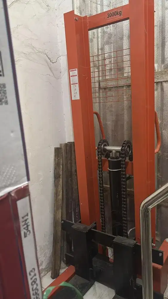 Handlift Hydraulic Stacker 3 Ton / 3000 Kg – Heavy Duty
