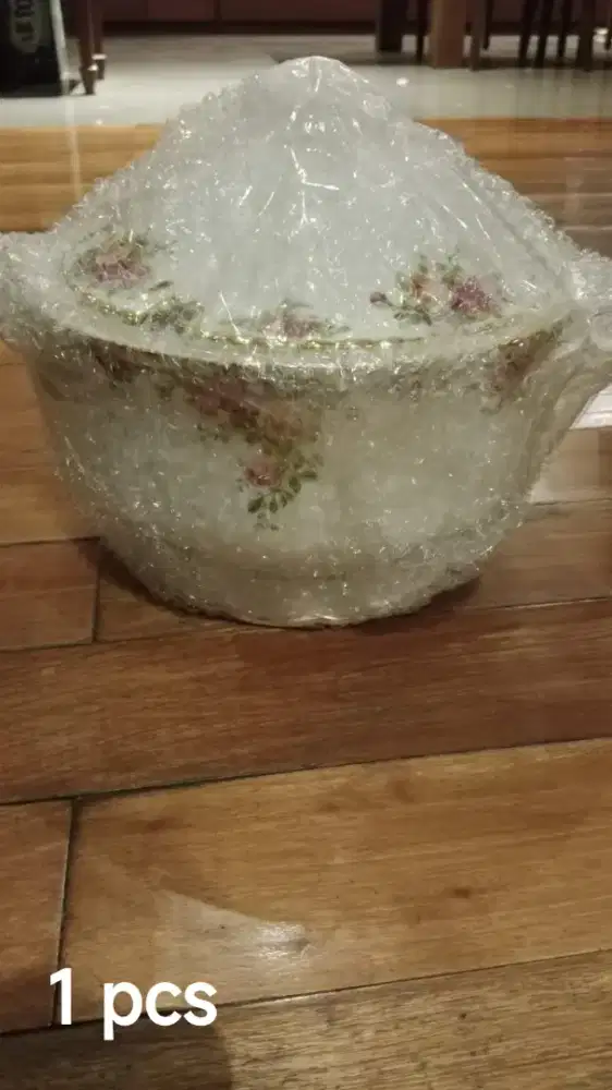 Royal Albert Old Country Roses Soup Tureen/Mangkuk Kuah Sayur