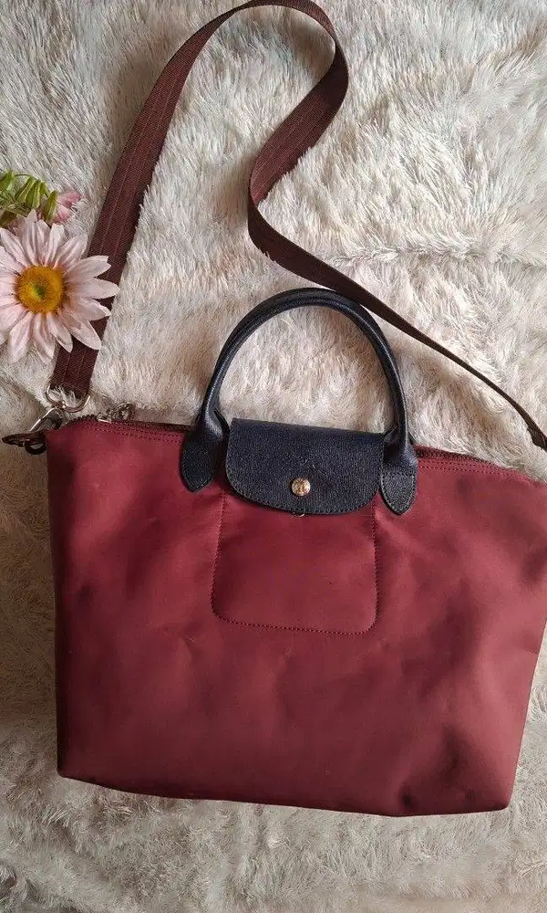 Tas Selempang Nilon Premium Maroon Navy - Made in France (Preloved)