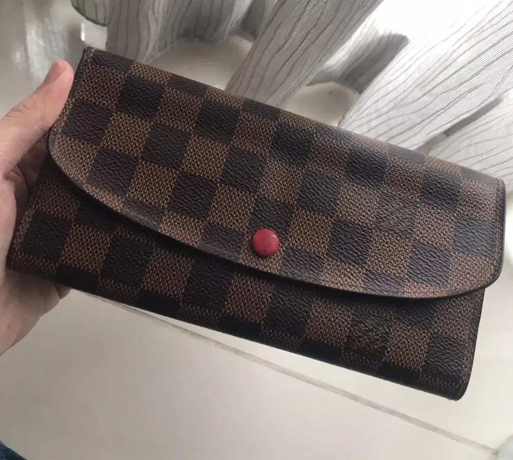 LV Emillie Wallet Damier Ebene Red Vintage Like New