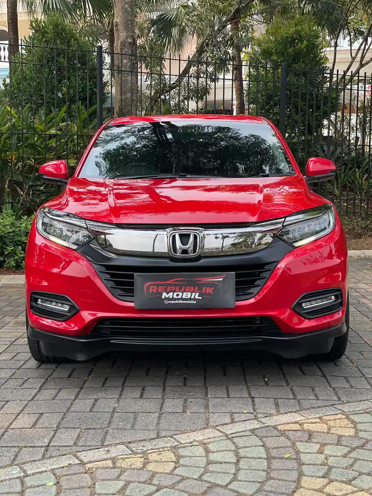 Honda HR-V 1.5 SE CVT 
NIK 2021