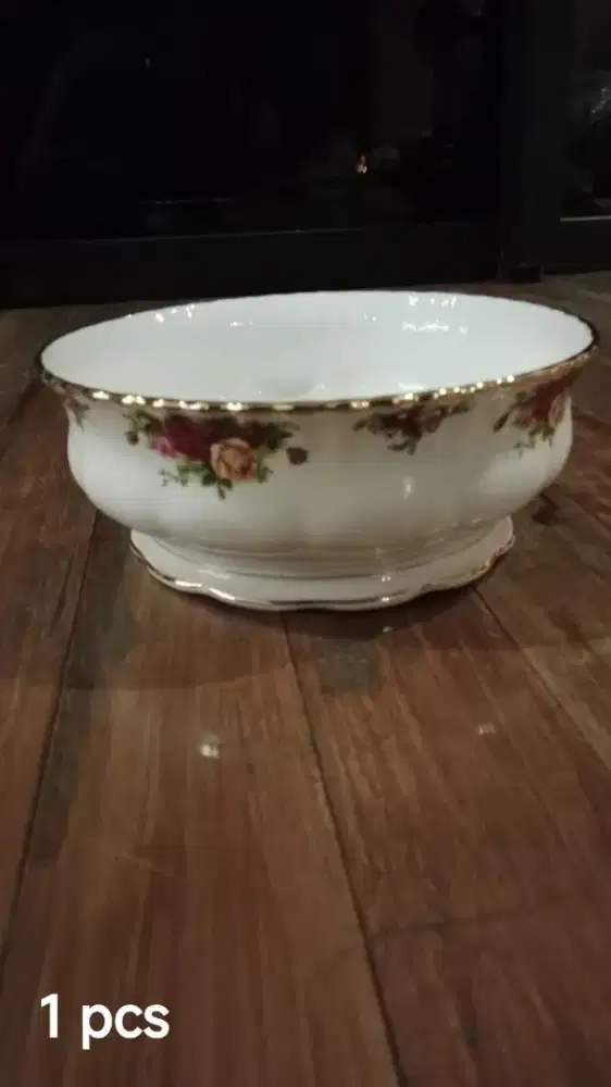 Royal Albert Old Country Roses Open Salad Bowl/Mangkuk Sayur Terbuka