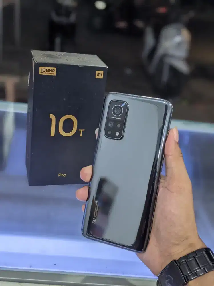 Xiaomi Mi 10T Pro Ram 8GB Memori 256GB Snapd 865 Smooth 144Hz bawaan