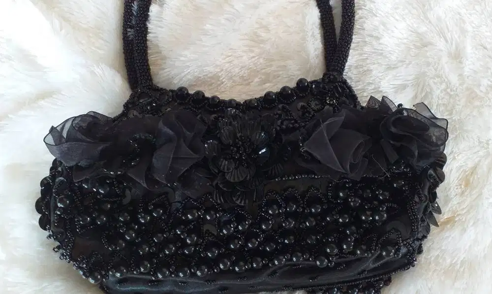 DIJUAL TAS PESTA DARI MANIK DAN KAIN TILLE