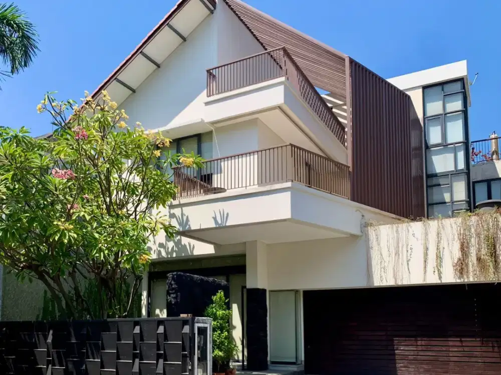 Sewa 2 Tahun Rumah Graha Family Semi Furnish Dgn Private Pool