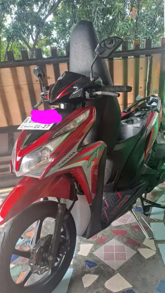 Honda Vario FI 125 type KZR komplit Mesin ori halus Ban baru