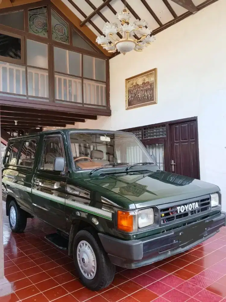 Kijang super 1990 istimewa