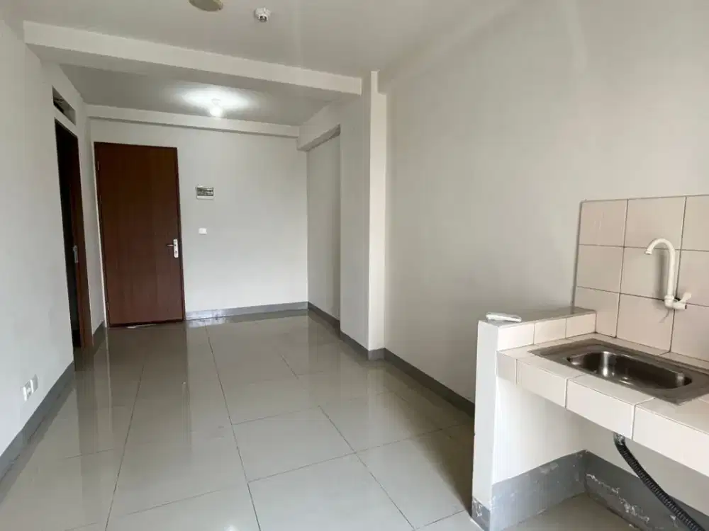 Dijual Apartemen Oak Tower A – 2BR, Unfurnish, Lantai 17, View Jalan, Bebas Desain, AJB