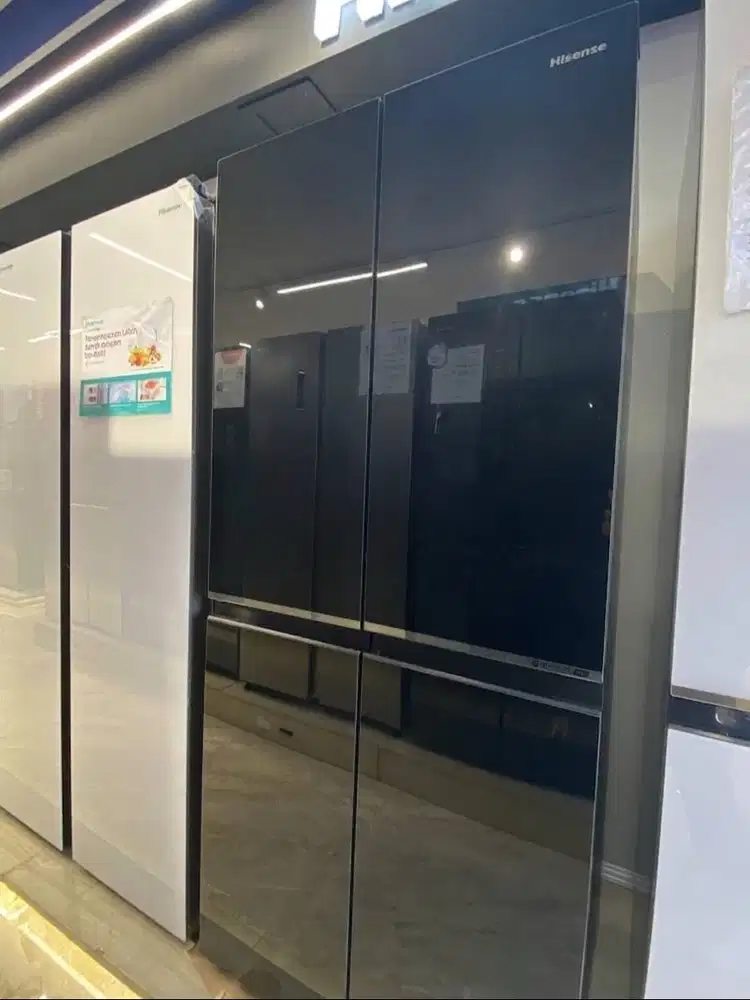 Kulkas dan Freezer HISENSE 4 pintu