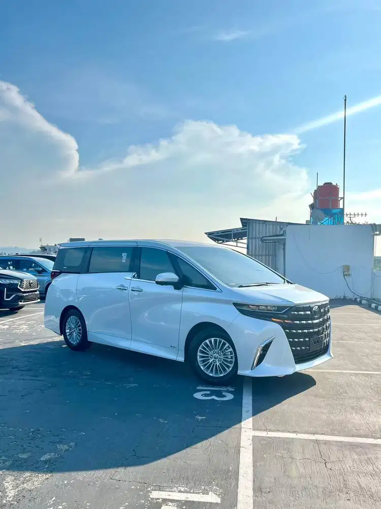 Alphard xe hv premium colour
