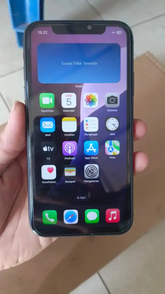 Dijual Iphone 11 black