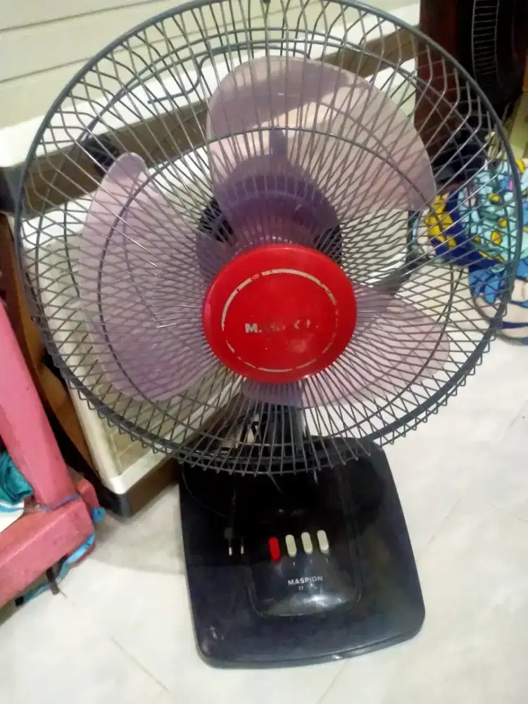 Kipas angin Maspion 12 inchi