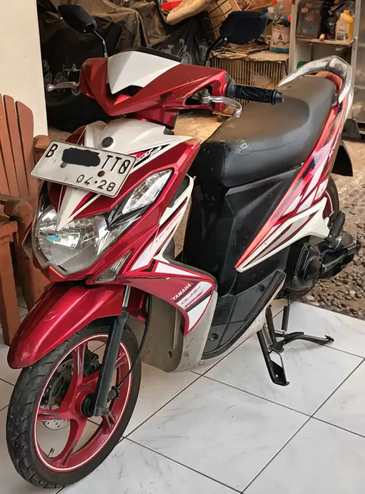 Yamaha Xeon RC warna Merah Tahun 2013