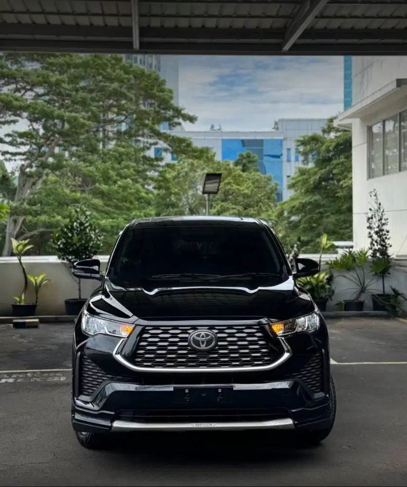 PROMO TOYOTA ZENIX V HV MODELISTA