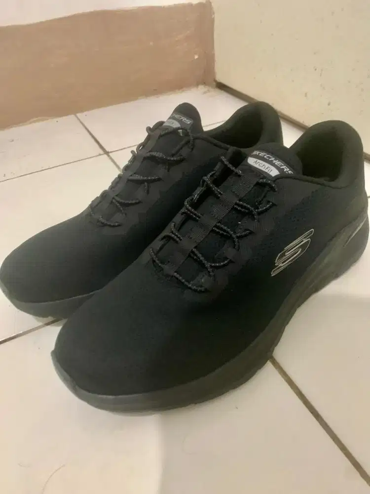 Jual Sepatu pribadi