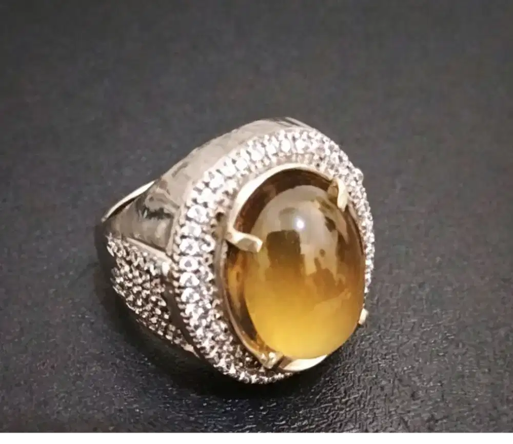 Lelang  Cincin Batu mantab