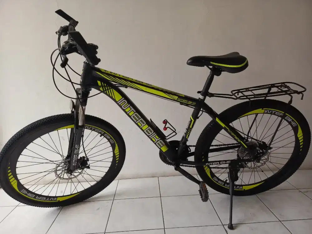 Sepeda MTB 26 inch, mulus
