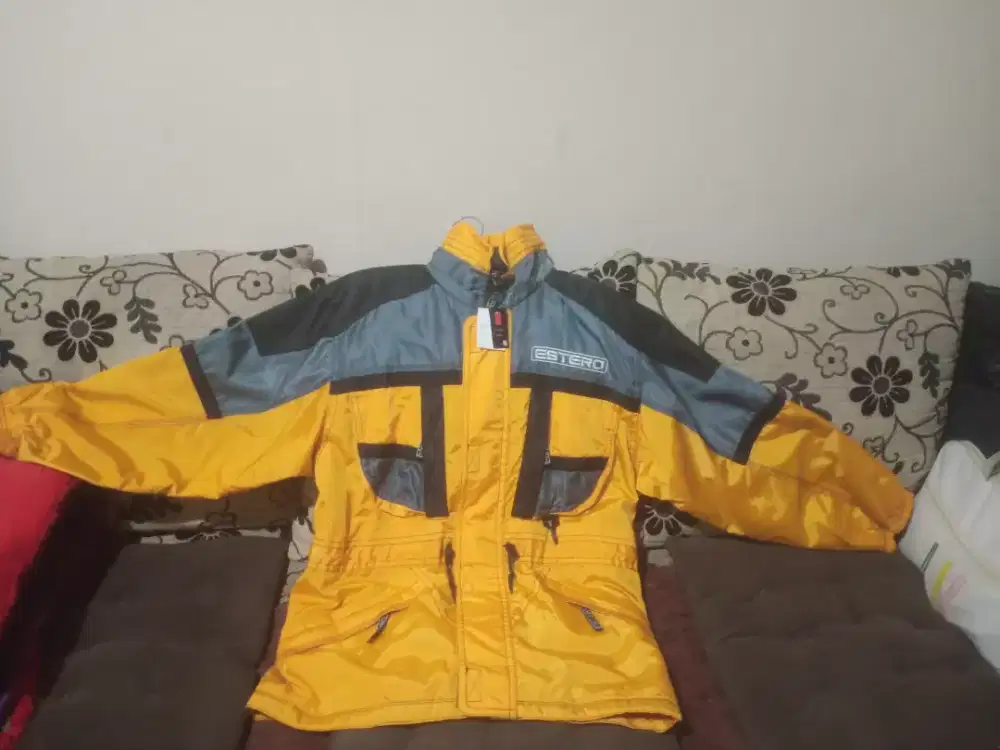 Jaket second branded Estero snowboard