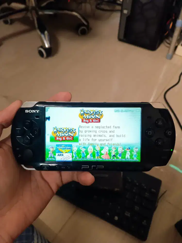 psp seri 3000 kondisi bagus
