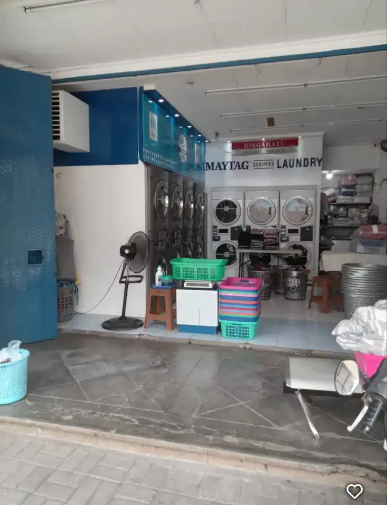 Loker laundry Taman Ubud
